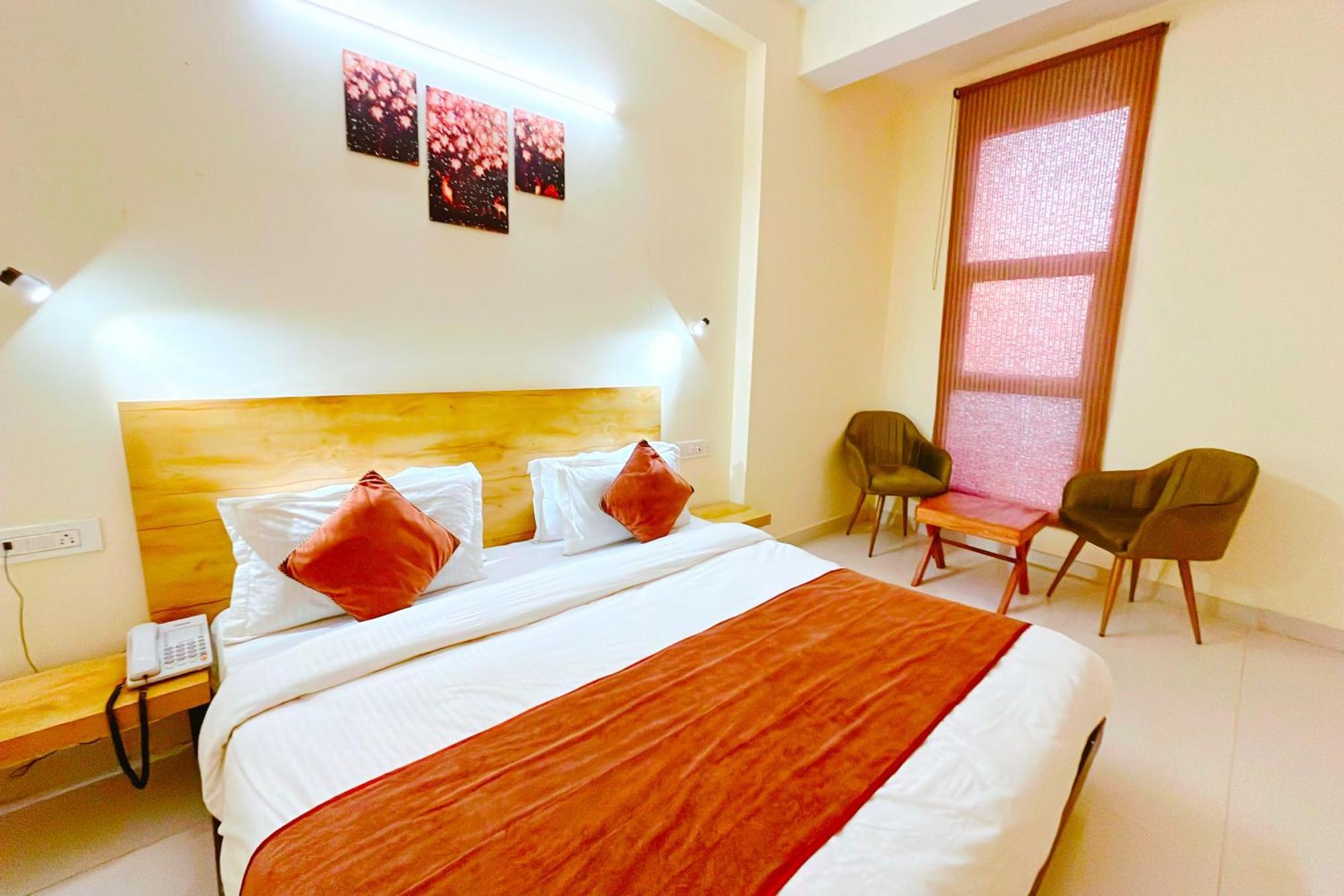 Ganga Ashoka Hotel Rishikesh Exterior photo