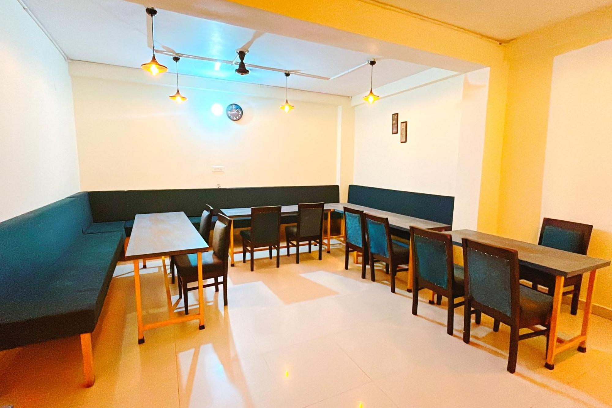 Ganga Ashoka Hotel Rishikesh Exterior photo