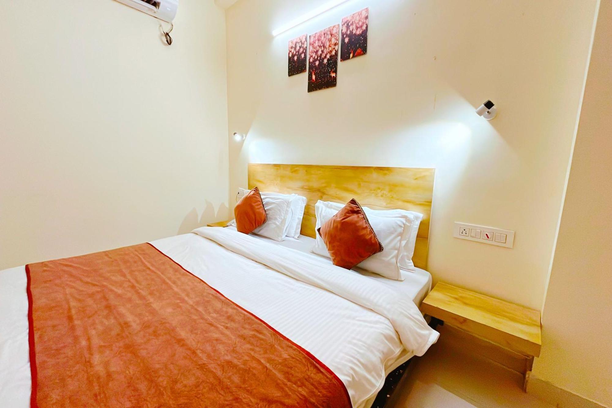 Ganga Ashoka Hotel Rishikesh Exterior photo