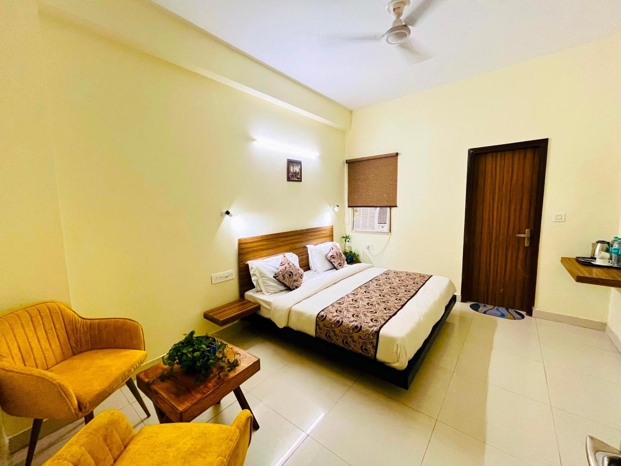 Ganga Ashoka Hotel Rishikesh Exterior photo