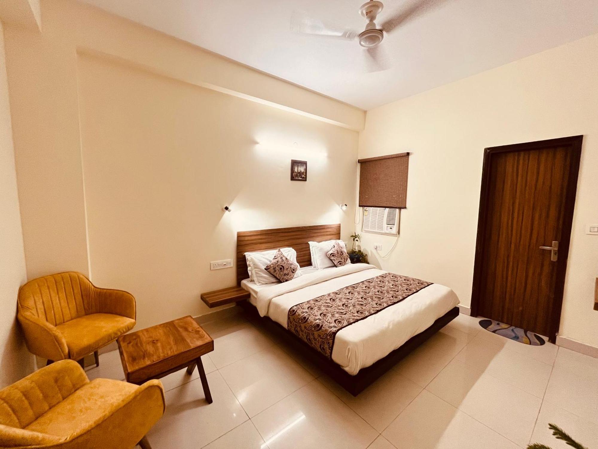 Ganga Ashoka Hotel Rishikesh Exterior photo